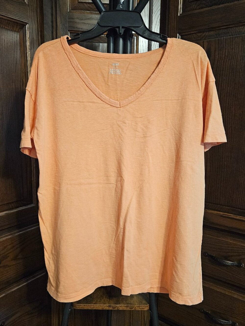 Aerie Peach Orange V Neck T Shirt Small 100% Cotton